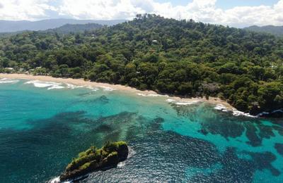 Costa Rica Quest: Loges, Volcanoes, Homestay & Wild Swimming - 12 Days